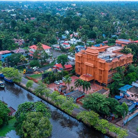 Haveli Backwater Resort Alappuzha 외부 사진